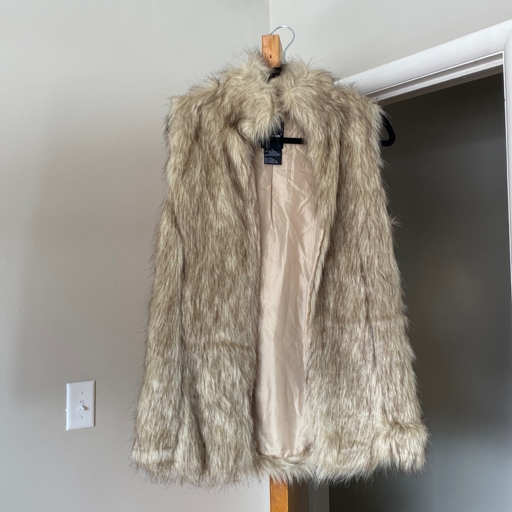 Faux fur vest brown and ivory